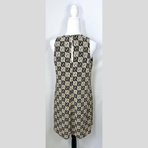 Size 6 Calvin Klein Dress - Picture 3 of 3